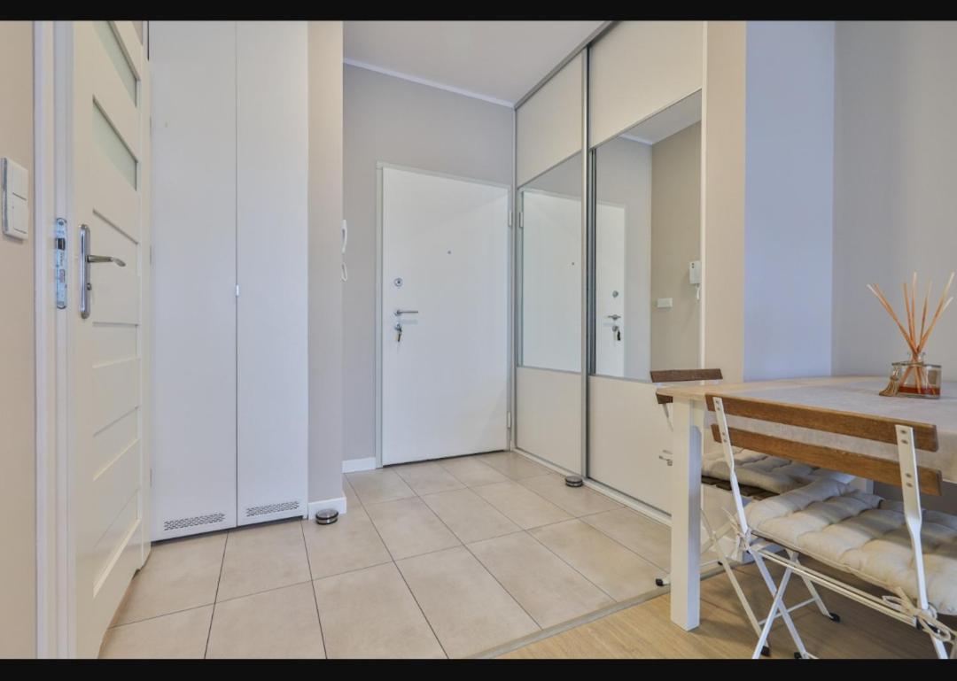 Apartament Airport Bokserska *